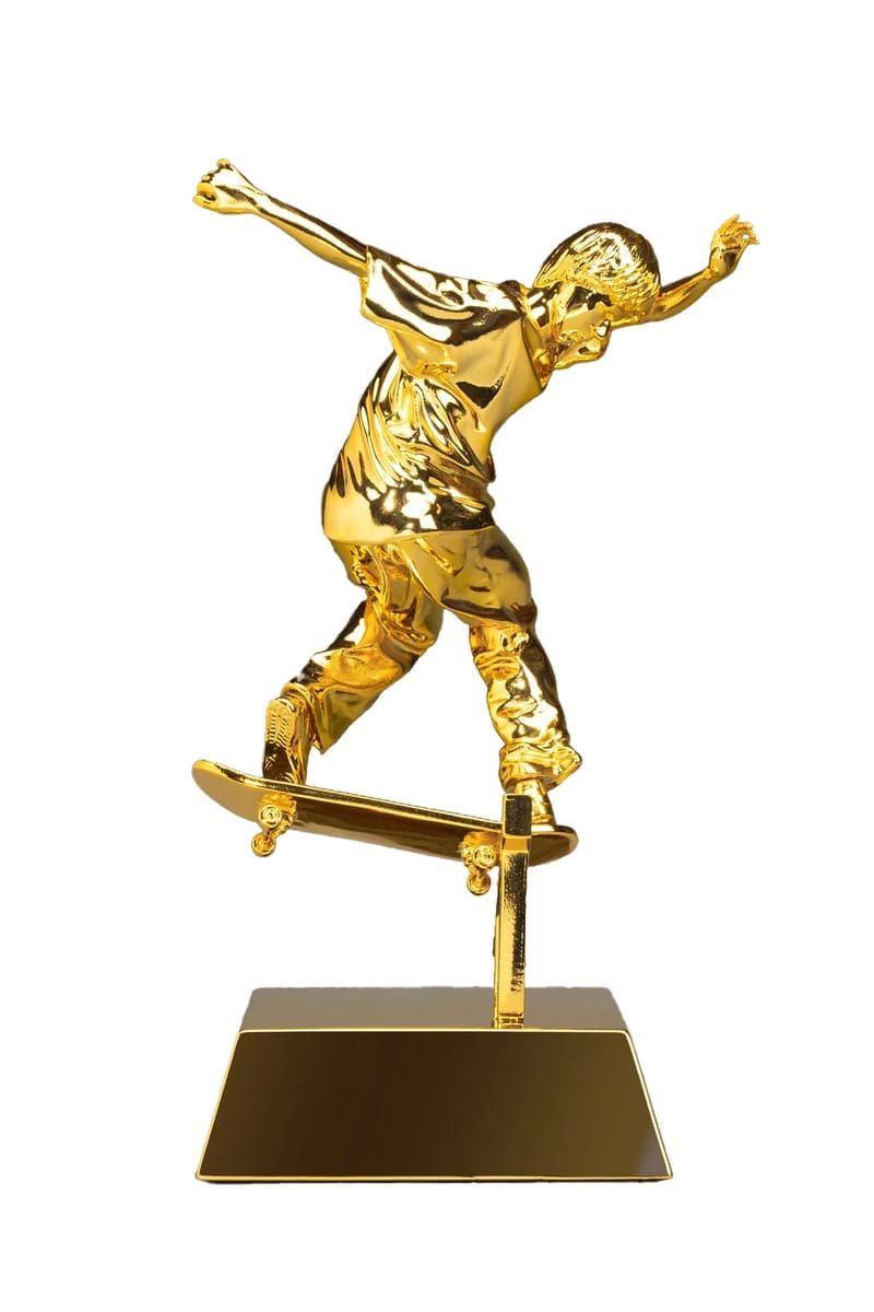 オールライツリザーブドより堀米雄斗の限定スカルプチャーが発売