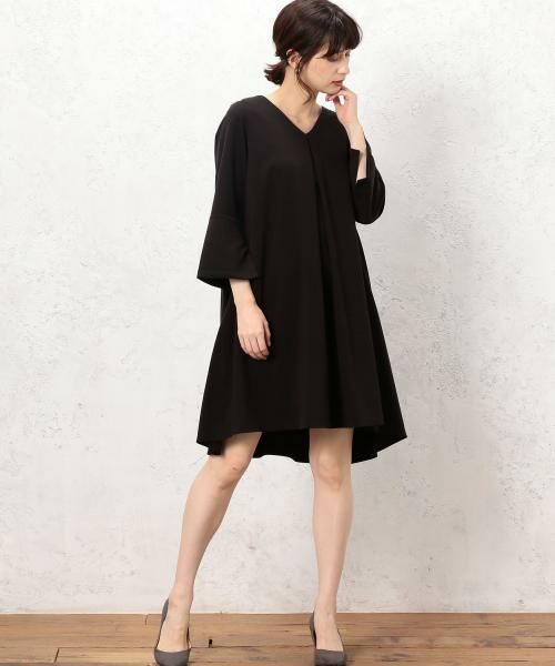 RF タック Vネック フレア ワンピース （ミニ丈・ひざ丈ワンピース