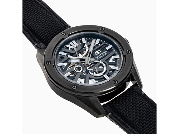 変わり種「オリエント機械式腕時計」おすすめ4選 デイ・デイト表示機能