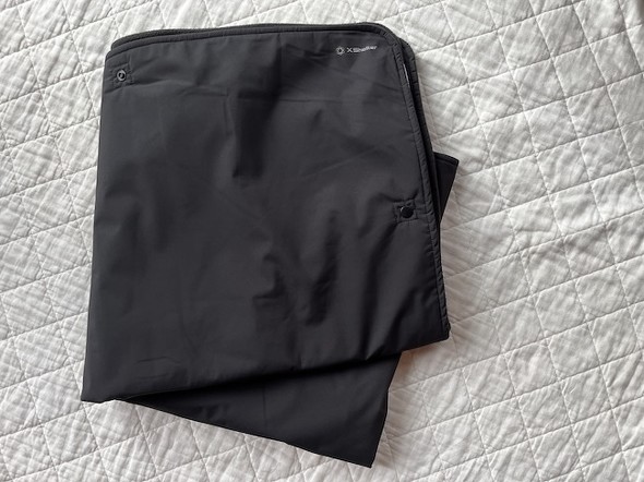 レビュー】ワークマンの新作「高機能ブランケット」を購入 1枚で3通り