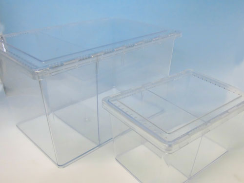 シーラケース製の飼育ケースのクリアースライダー | モンスター