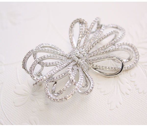☆送料無料☆キュービックジルコニアリボンモチーフブローチ BC-157