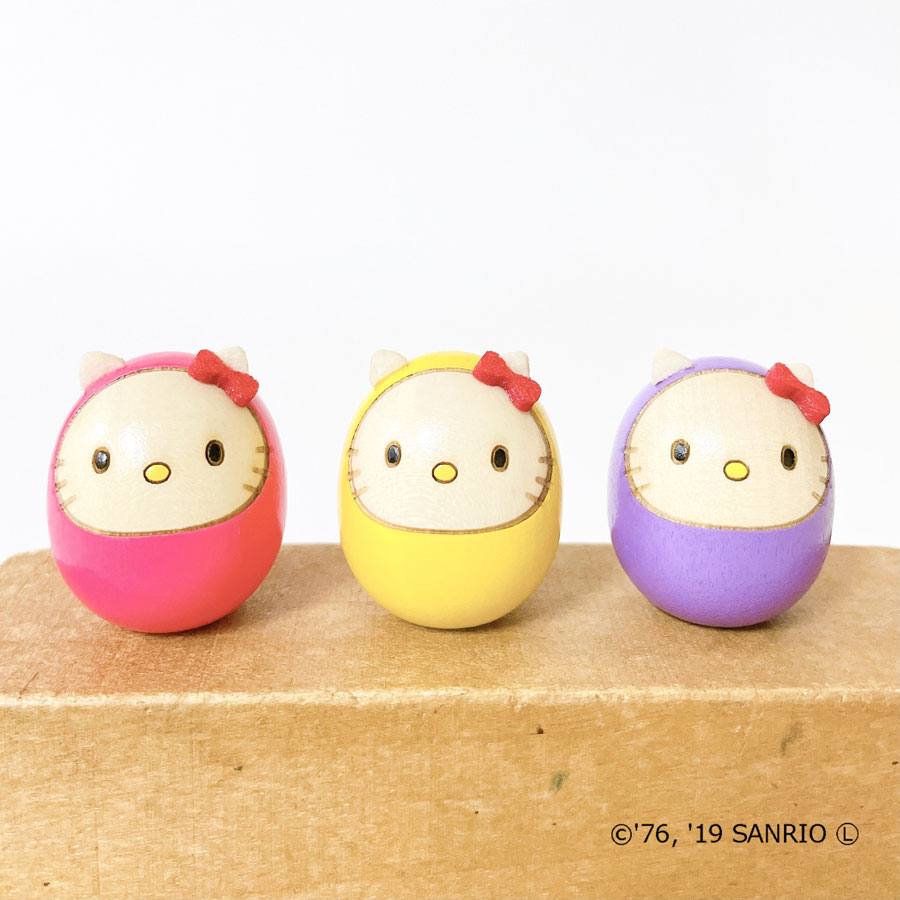 楽天市場】ハロ−キティ だるま こけし 【 ピンク・黄色・むらさき