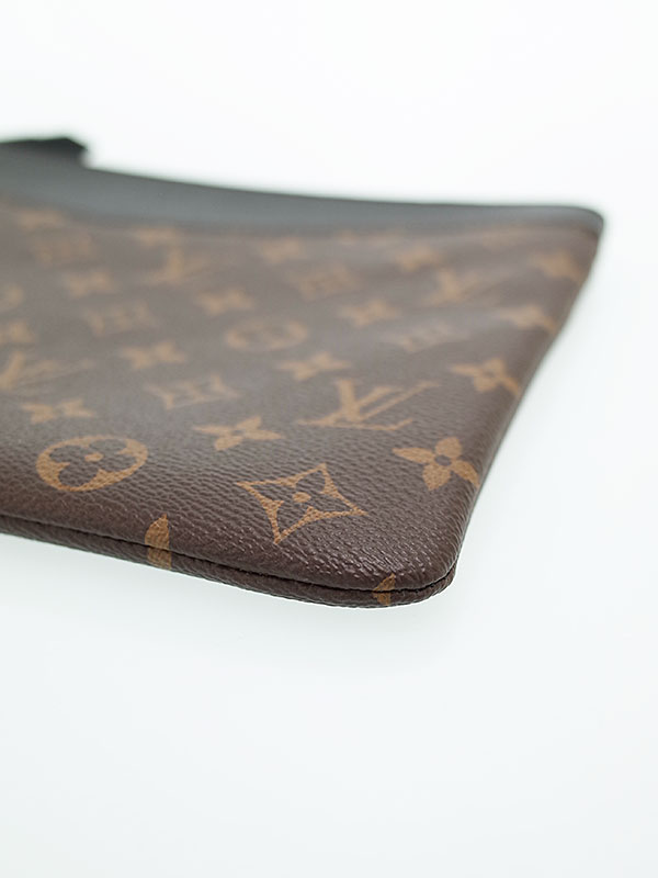 LOUIS VUITTON】ルイヴィトン『モノグラム デイリーポーチ』M62048