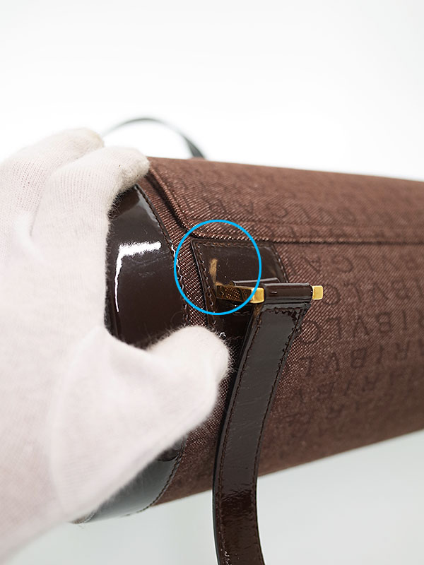 BVLGARI】【筒型】ブルガリ『ロゴマニア ビーゼロワン ショルダー