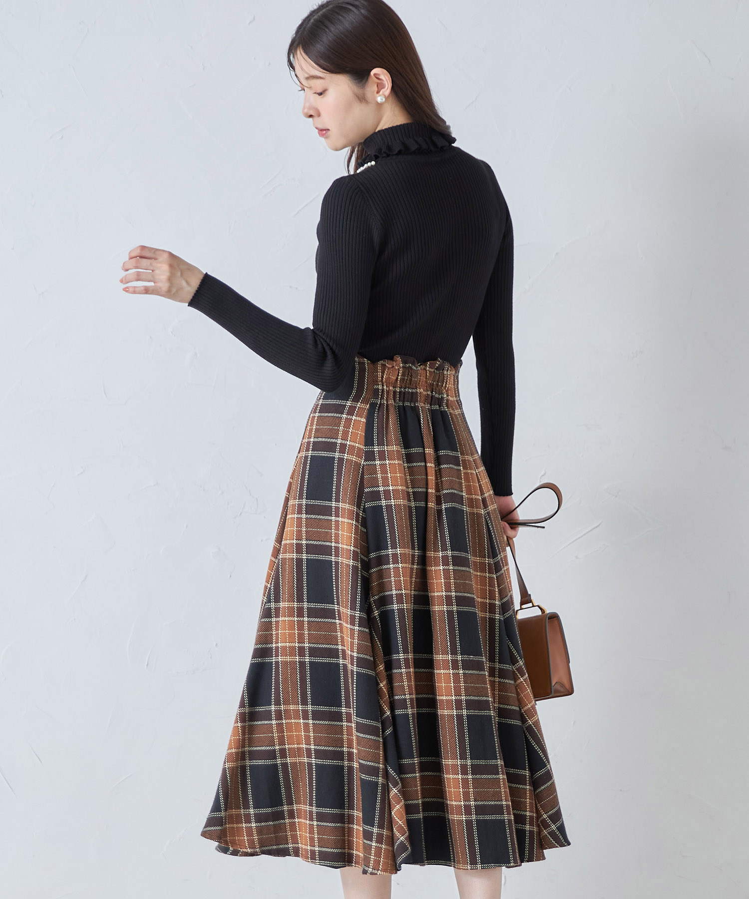 ウエストスカラップチェック柄フレアスカート