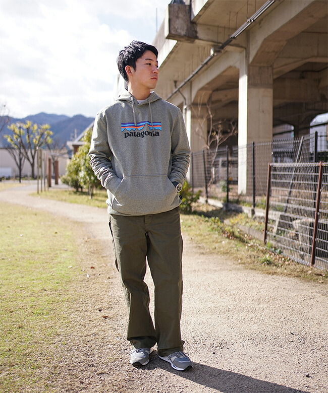 国内正規販売店】[39539]Patagonia(パタゴニア)M's P-6 Logo Uprisal