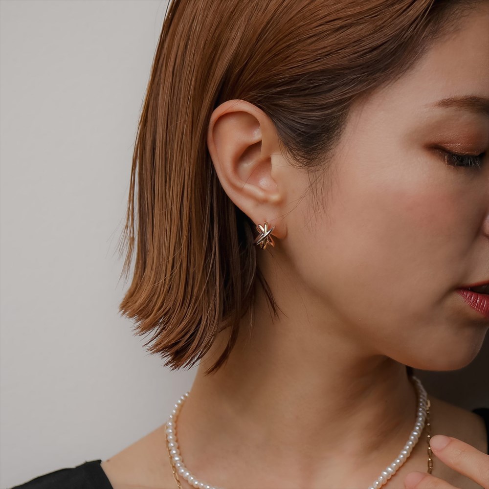 楽天市場】【WEB限定】《duocolor》 フープピアス トリニティ PT900