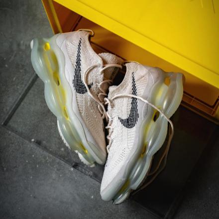 国内10月5日発売予定】ナイキ エアマックス スコーピオン 