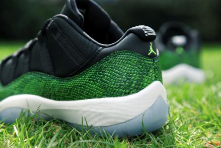 国内4月19日発売予定】 ナイキ エアジョーダン11 レトロ ロー ブラック