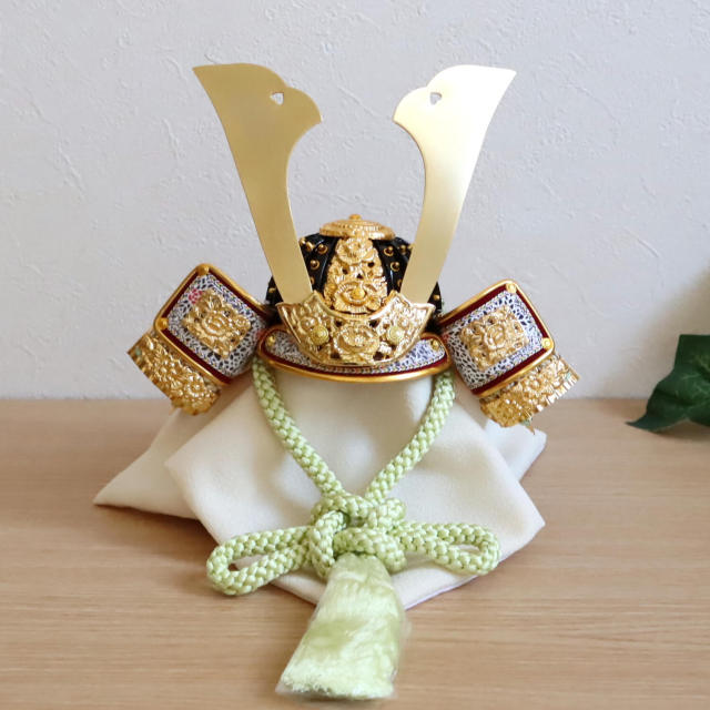 伝統工芸士 誠山作 7号 淡萌黄色 金小札兜 月 -tsuki- 大川組子(伝統的