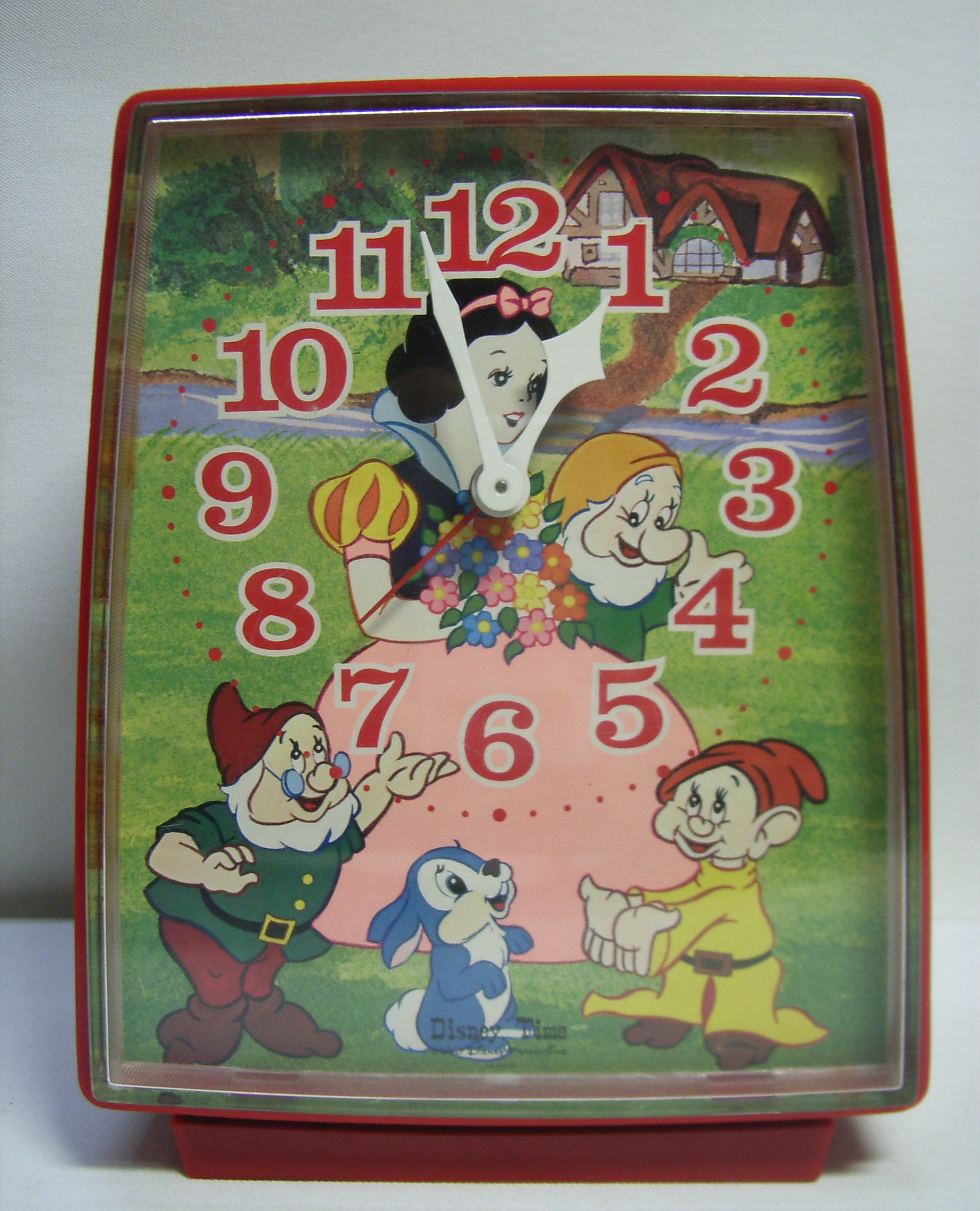 SEIKO セイコー ディズニー 電波 掛け時計 ふしぎの国のアリスFS509W