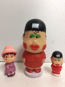 和田アキ子 ソフビ人形 貯金箱 大 17．3cm 現状 詳細不明 【TO4385】