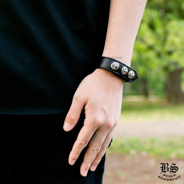 クロムハーツ3ボタン2スナップブレスレットクロスボタンブラック