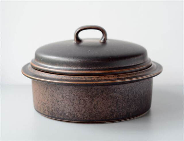 ARABIA RUSKA 大キャセロール 2個 (2サイズ)蓋1個付き ARABIA RUSKA 大