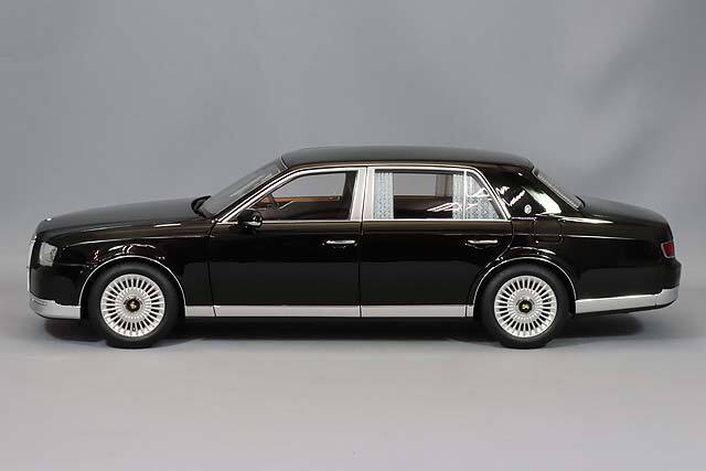 オートアート コンポジット 1/18 トヨタ センチュリー スペシャル