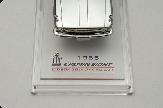 キッドボックス30周年記念モデル, ENIF 1/43 トヨタ クラウン エイト