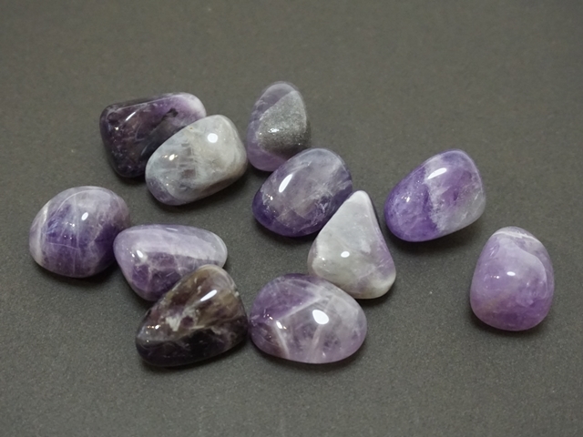550】タンブル原石/アメジスト/アメシスト/紫水晶/1個単位 ペロル