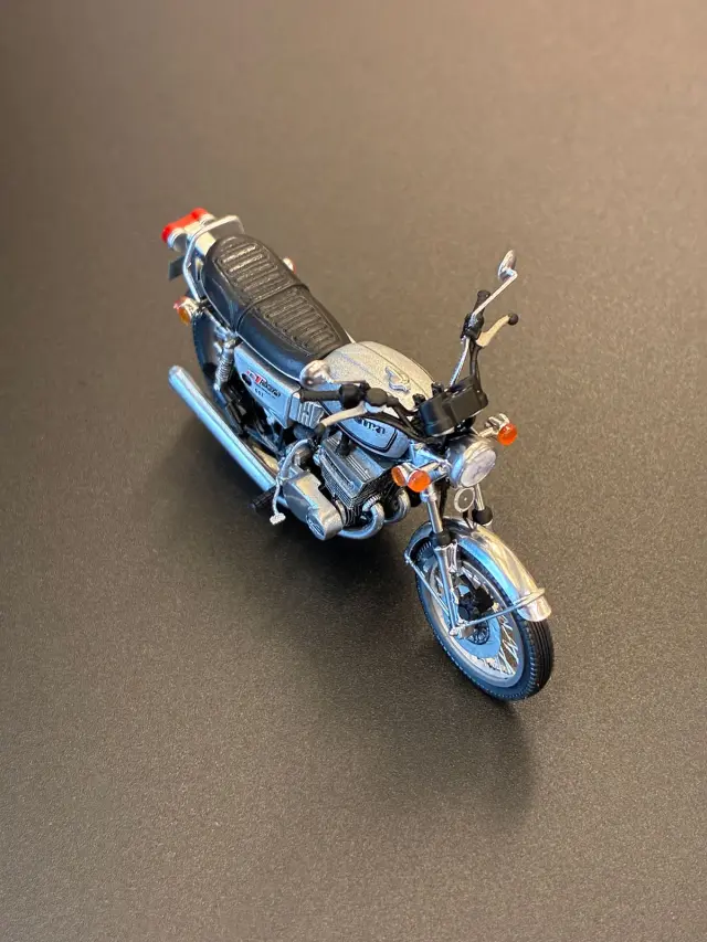 予約] KAGEROU ノンスケール 国産旧車 ミニチュアバイク サンハチマル