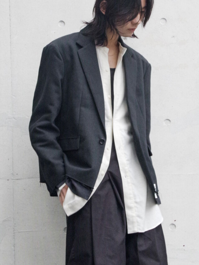 ALMOSTBLACK (オールモストブラック) 