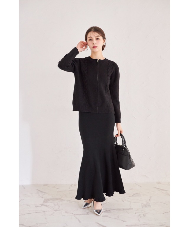 裾フリルマーメイドニットスカート