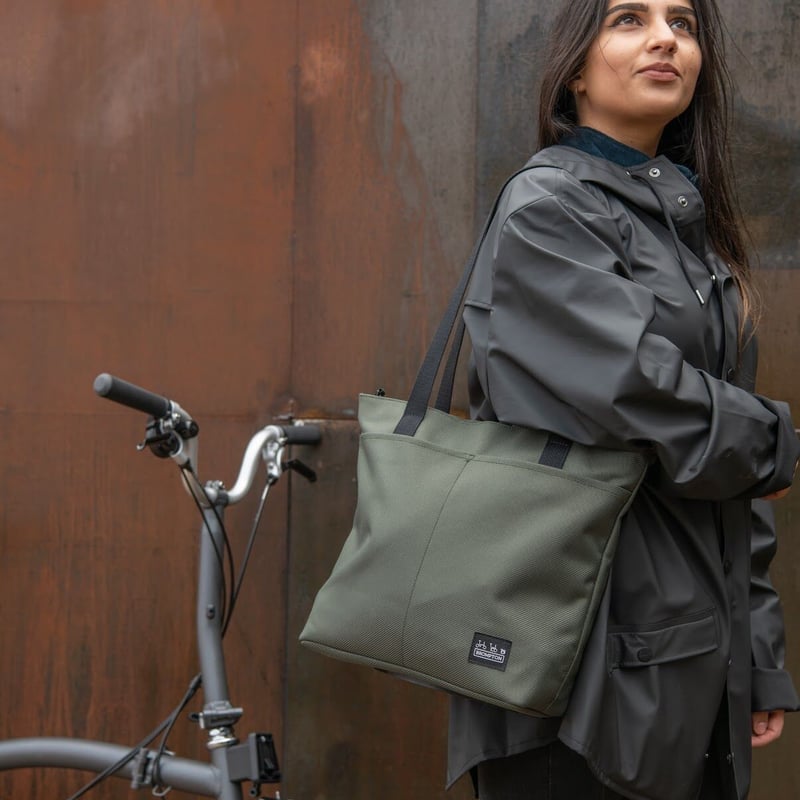 BROMPTON Borough Tote Bag Small in Olive（Tote B