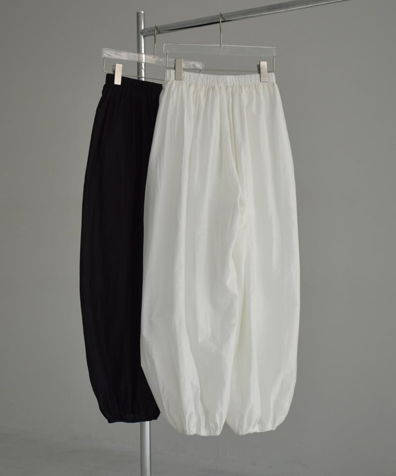 bottoms-02242 ウエストギャザー バルーン パンツ ホワイト ブラック