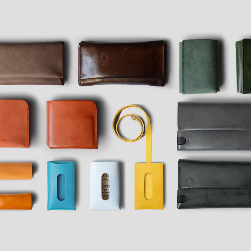 カードも入るキーケース KEY CASE & CARD / BRICK RED | fabrik