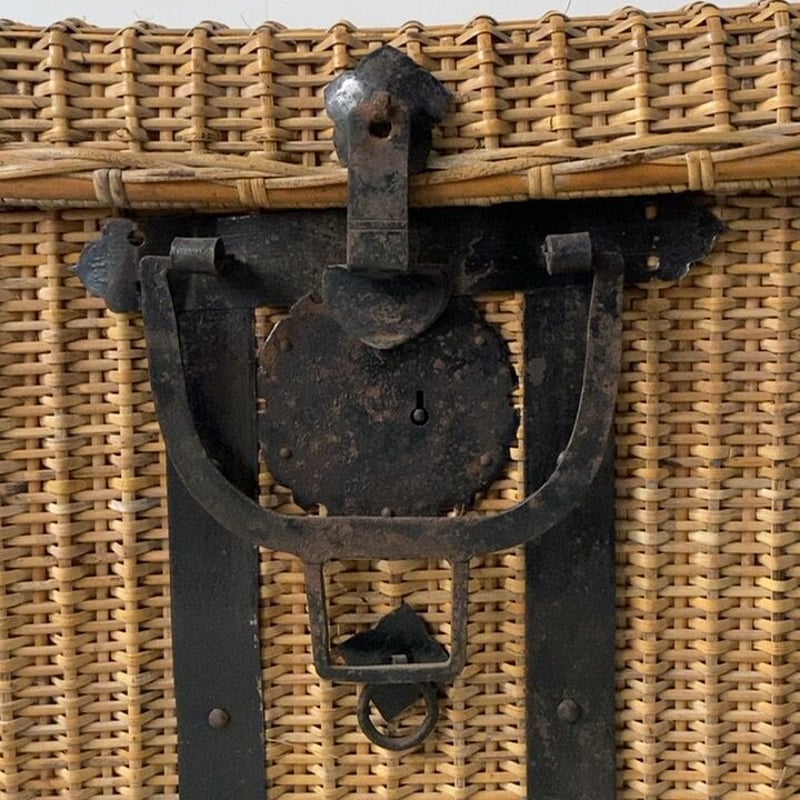 竹編の古い衣装ケース 江戸〜明治期 蓋・トレー・本体…全て編まれた古