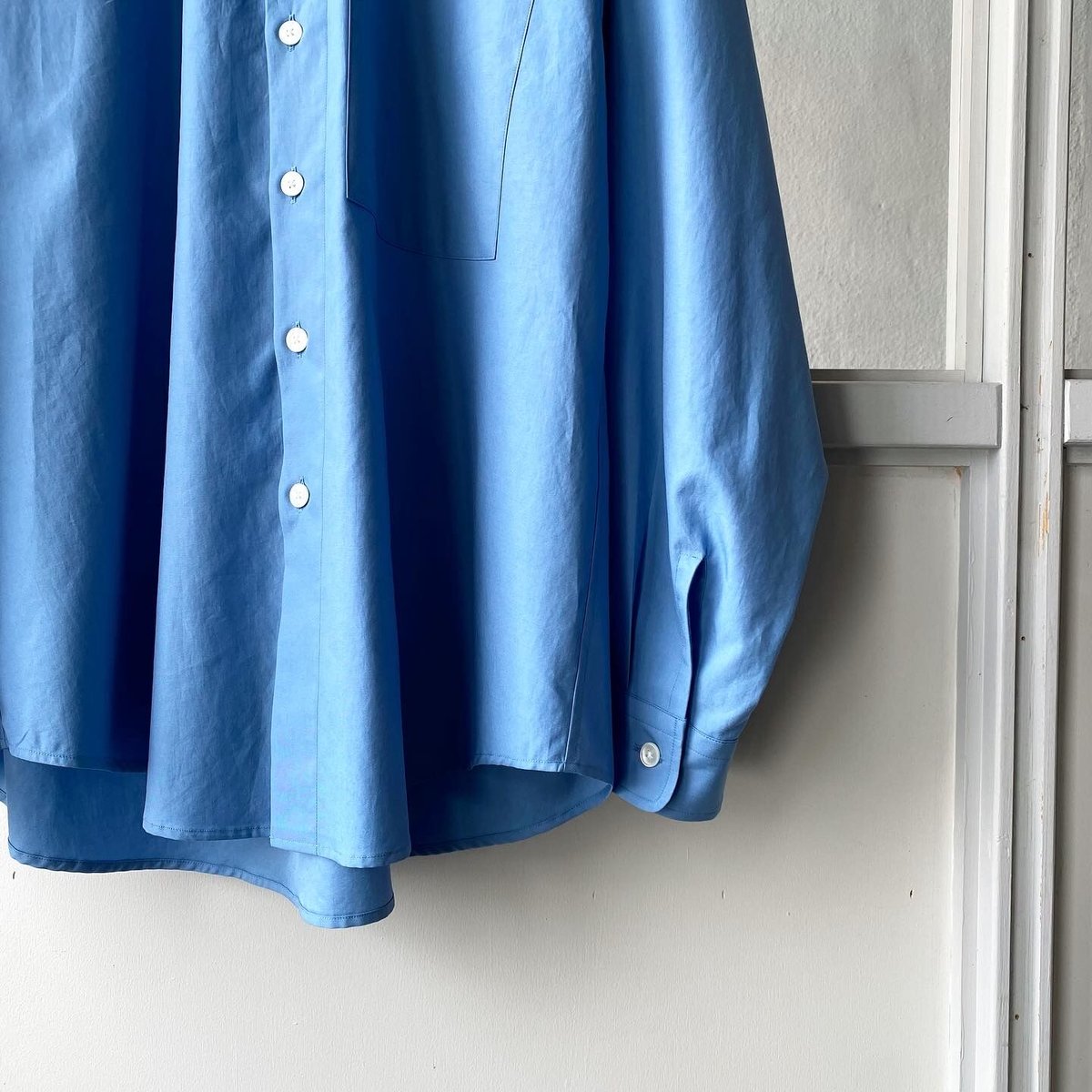 AURALEE WASHED FINX TWILL BIG SHIRT | Less Hi