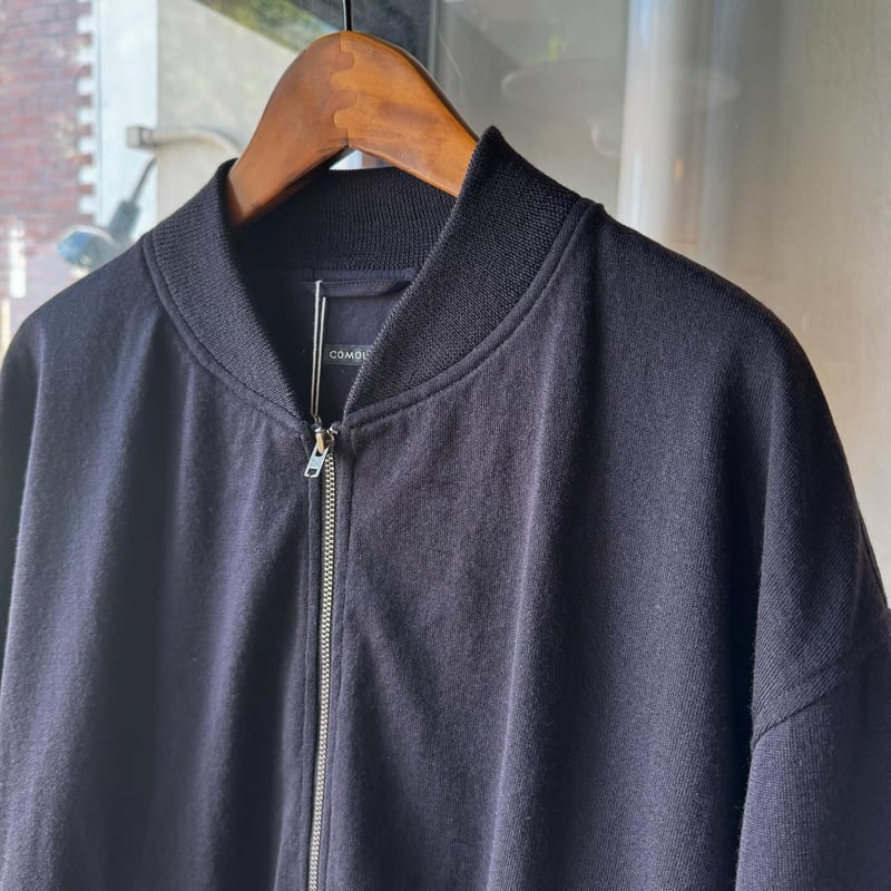 COMOLI ウールニット ジップブルゾン | Less Higashikawa