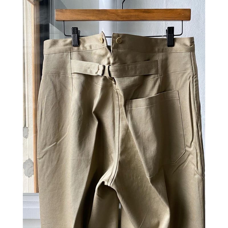 COMOLI コットンチノ オーバーパンツ | Less Higashikawa