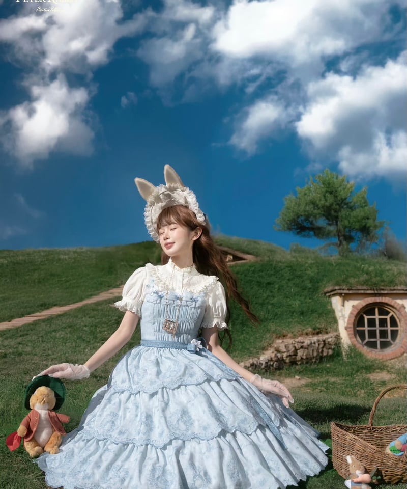 ピーターラビット」刺繍段々ジャンパースカート 【2/22まで】送料無料