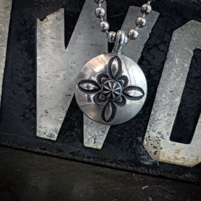 CELLMAN2DEERMES】 （MASAYOSHI）/ Y pendant | ・ ・