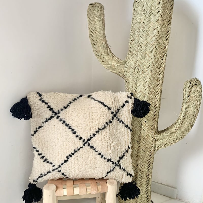 モロッコ ベニワレン Beniourain クッションカバー プフ ラグ 黒 3