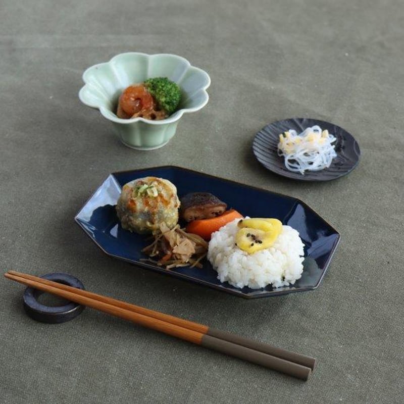 八角長角プレート ネイビー / 白マット | 和食器通販 有田焼 山忠