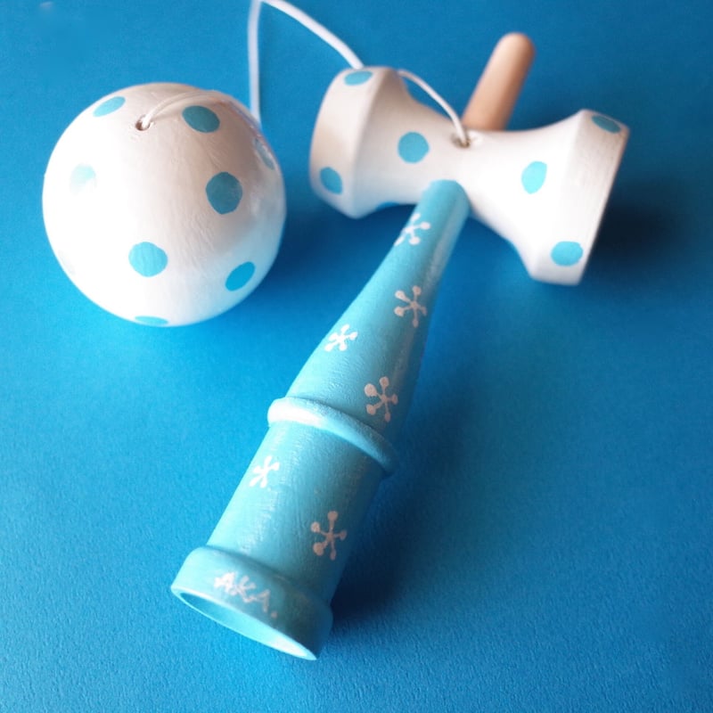 赤池佳江子／AKAIKE Kaeko「けん玉」 | オトメの金沢 陳列室