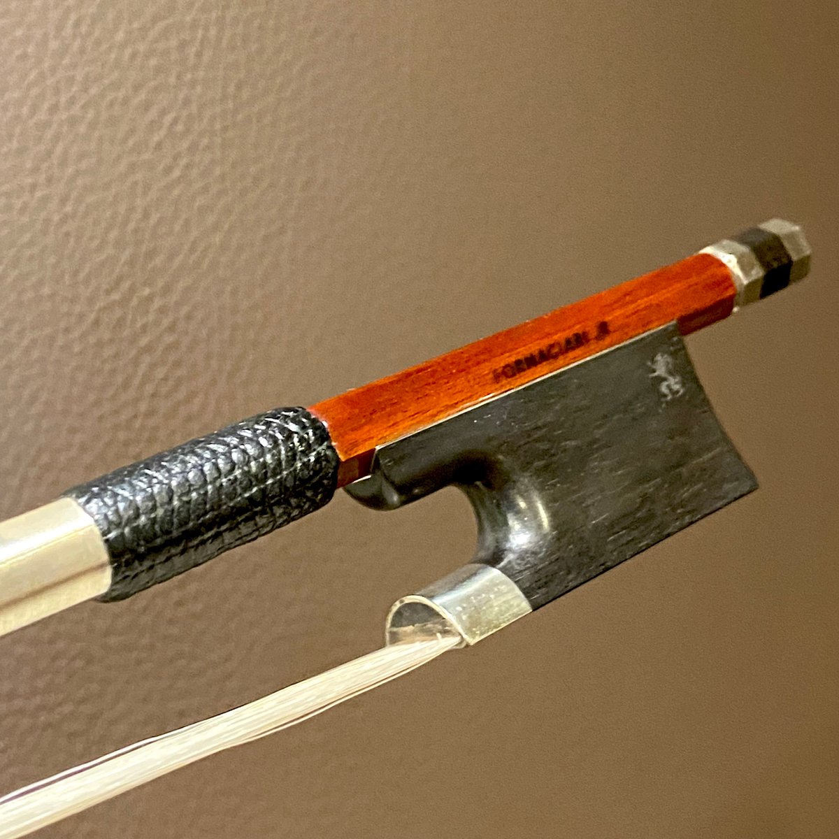 ARCHET バイオリン弓 A001 ペルナンブコ L'ARCHET BRASIL S/Eシルバー