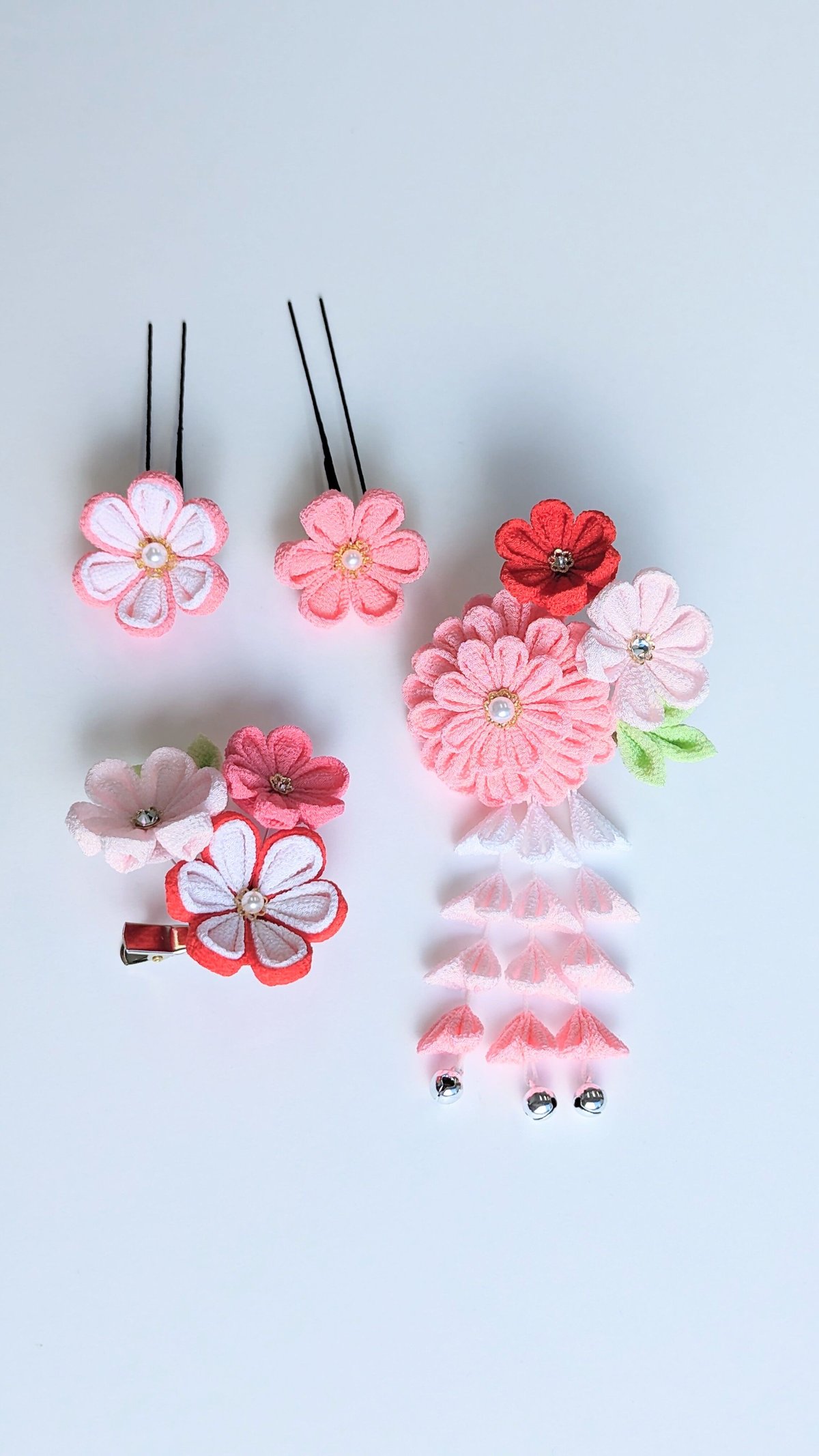 七五三 髪飾り｜つまみ細工 彩羽‐いろは‐＜薄桃＞｜ふんわり可憐に咲く