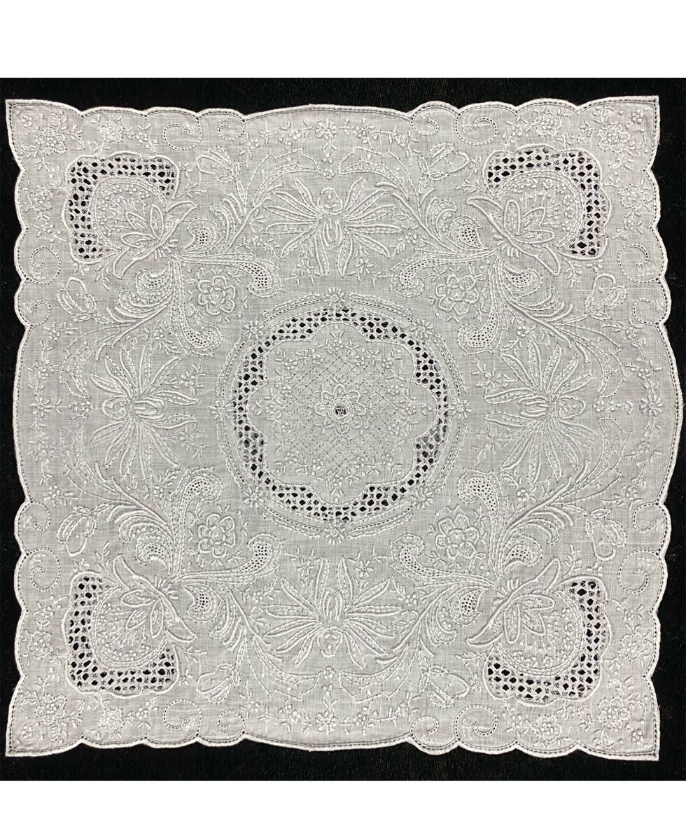 スワトウ刺繍・ ハンカチーフ （キュート） | Le Attridee