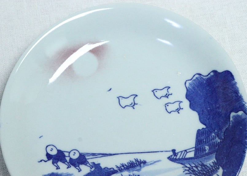 明治後期～大正銅判舟引き人物と千鳥図5.5寸皿 | 吉祥寺PukuPuku
