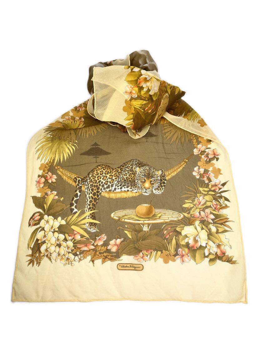 フェラガモ レオパード 大判スカーフ マルチカラー シルク 首飾り