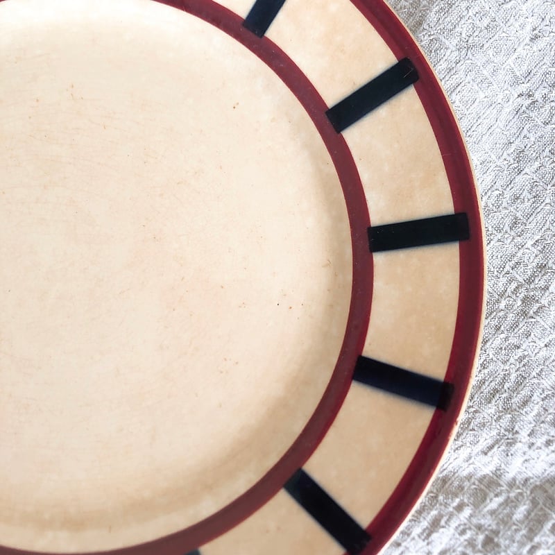 HBCM べアン クレイユモントロー バスク柄デザードプレート B フランス