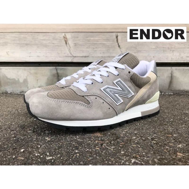レディースサイズ】【35周年記念モデル】【MADE IN USA】NEW BALANCE U