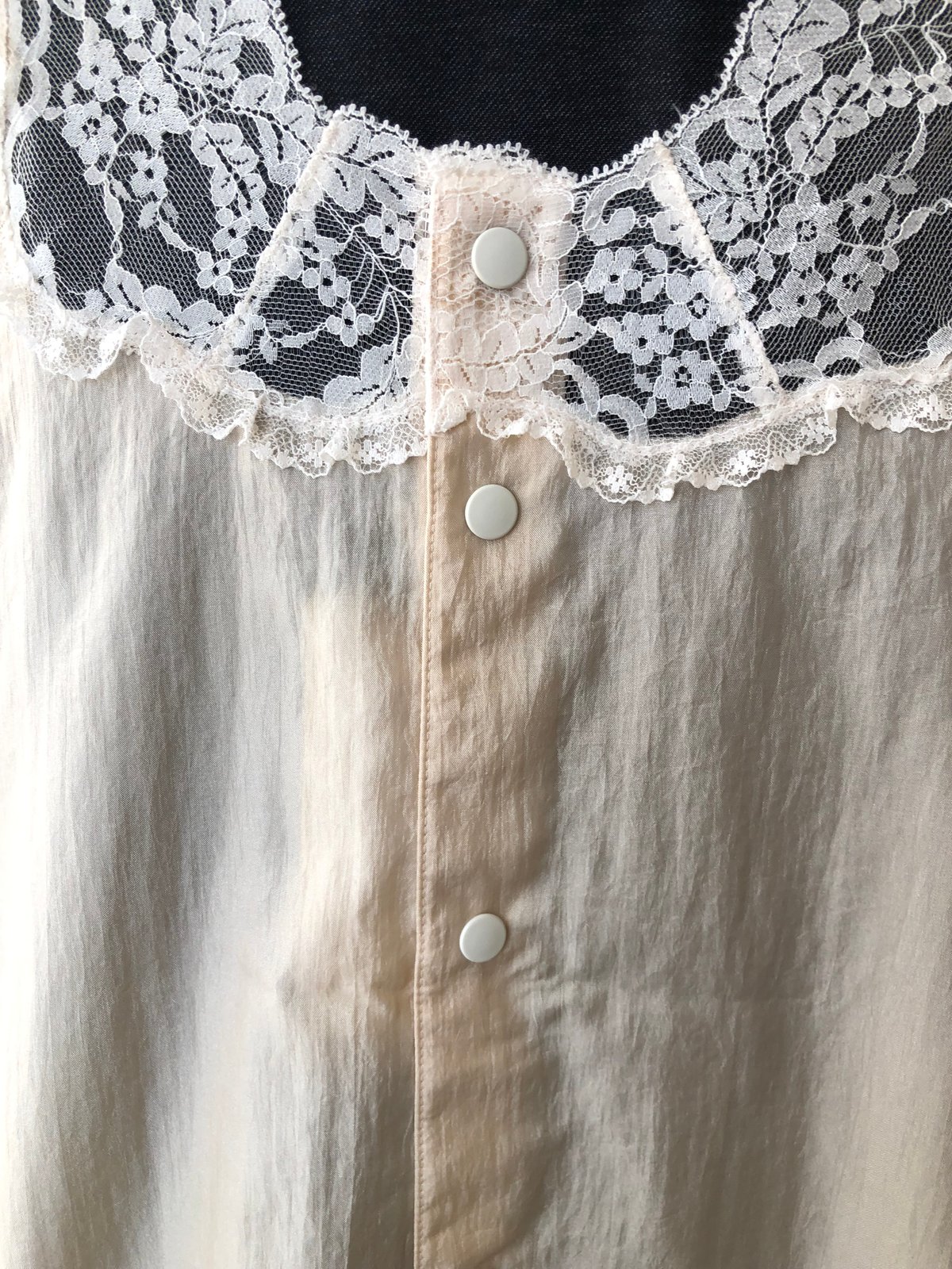 新品未使用】さえら レース装飾付きホワイトエプロン 新品未使用