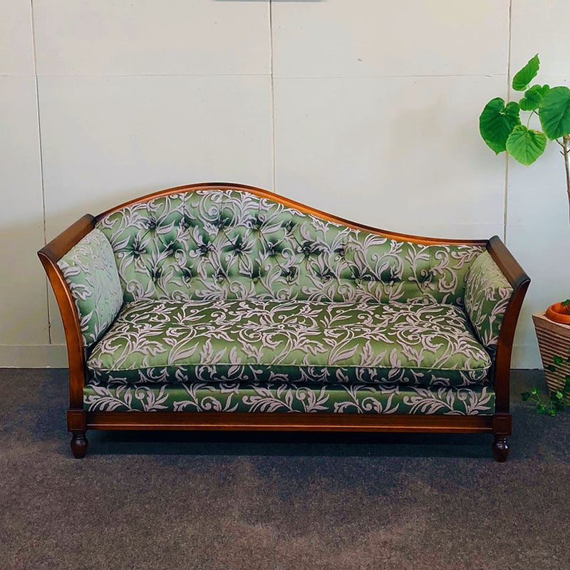 カリモク＞ コロニアルシリーズ・2人掛けソファ | FUJIWAKAYAMA