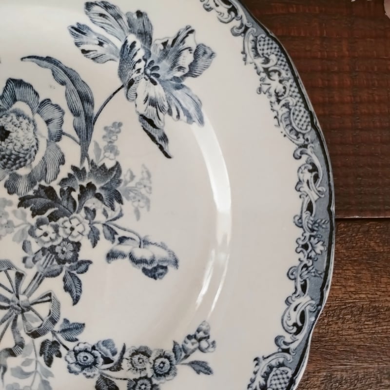 フランスアンティークプレート サルグミンヌ フォンタンジュ青 右下