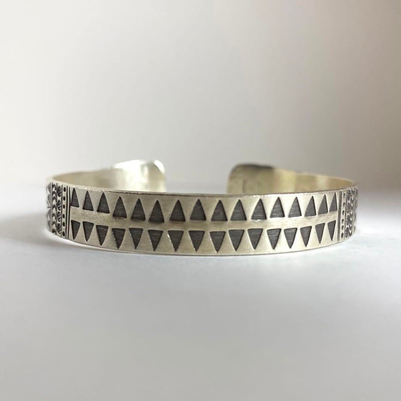 KARENSILVER カレンシルバー カレン族 バングル ブレスレット