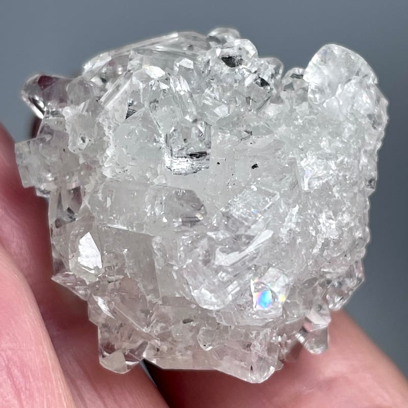 ダイヤモンドアポフィライト【魚眼石】ミニクラスター◇原石◇天然石