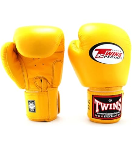 Amazon.co.jp: 【プロ御用達】 本革 ボクシンググローブ ［Twins